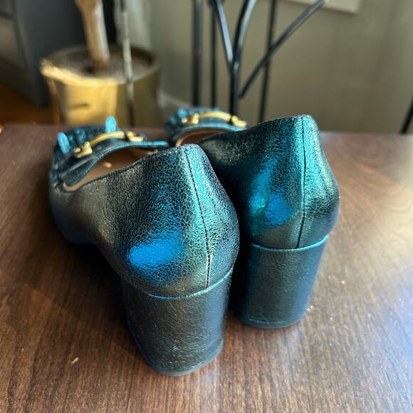 Boden Iris Ghillie Heeled Loafers in ponderosa pine metallic coated leather 39 8 - Picture 3 of 8